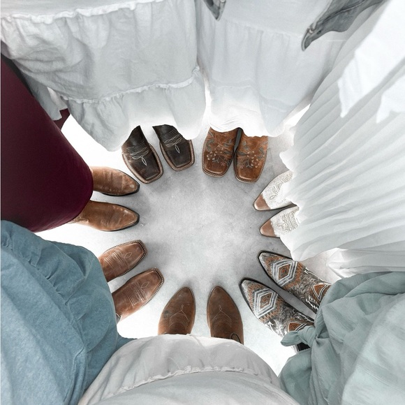 Meet your Posher, Amber - Picture 5 of 15